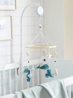 Mobile Musical SOUS L'OCÉAN Bleu / Multicolore - Vertbaudet 11 Mobile Musical SOUS L'OCÉAN Bleu / Multicolore - Vertbaudet -Maison mobile musical sous locean 5